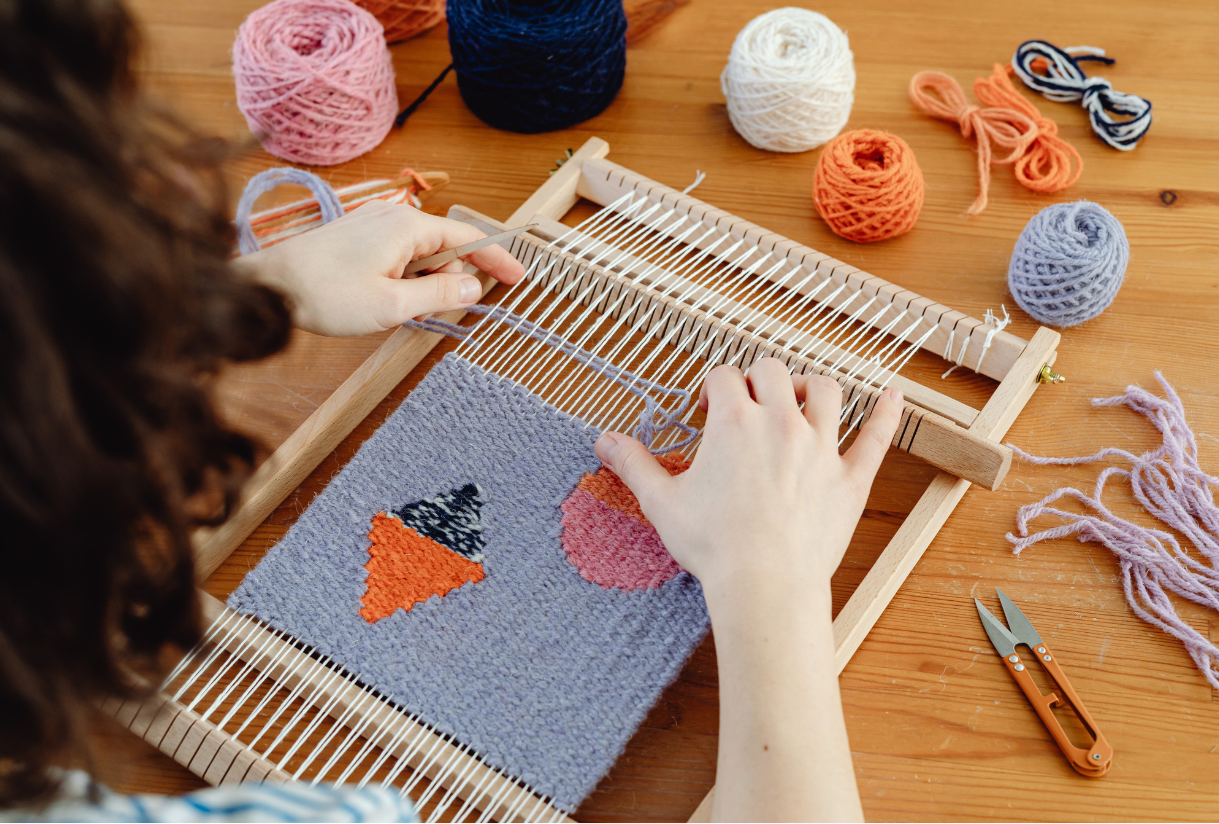 C105-Creative Threads (Ages 9-13)